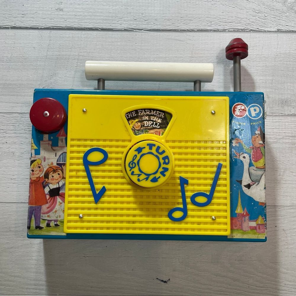 Fisher price 2009 farmer in the dell music radio